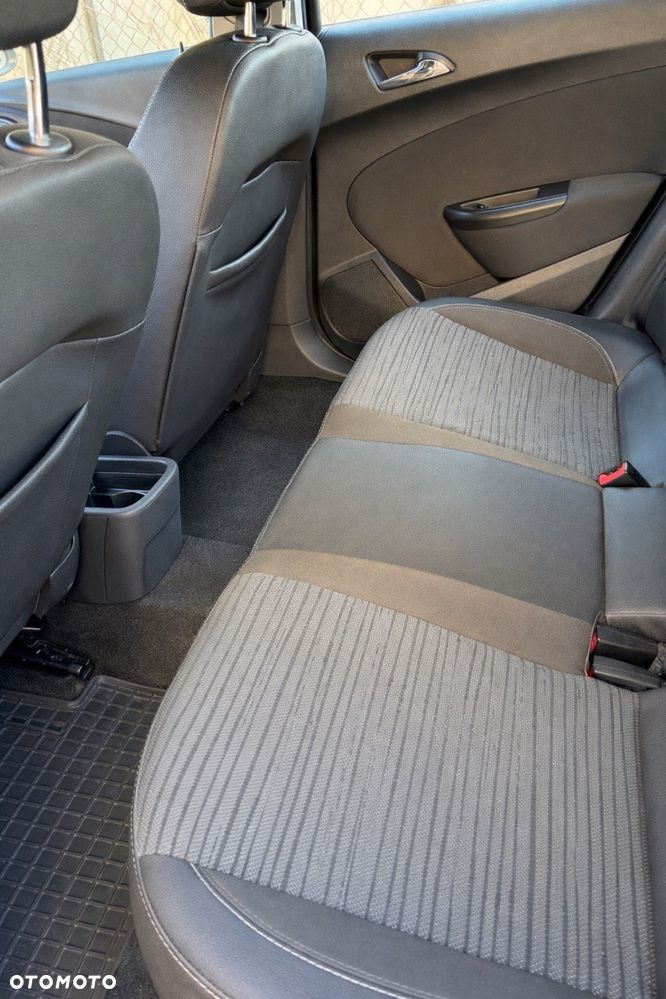 Opel Astra 1.6 EU6 - 12