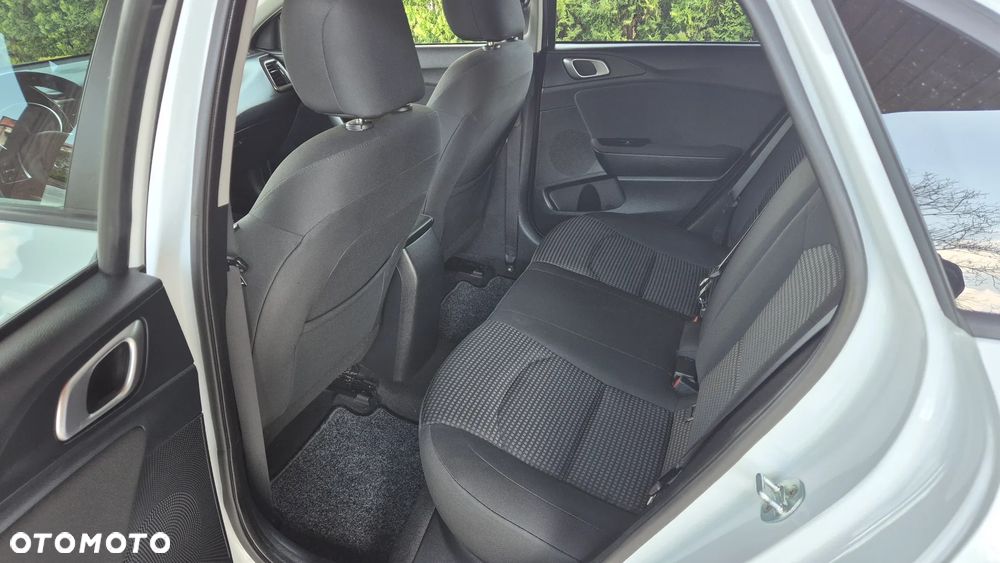 Kia Ceed 1.4 L Business Line - 20