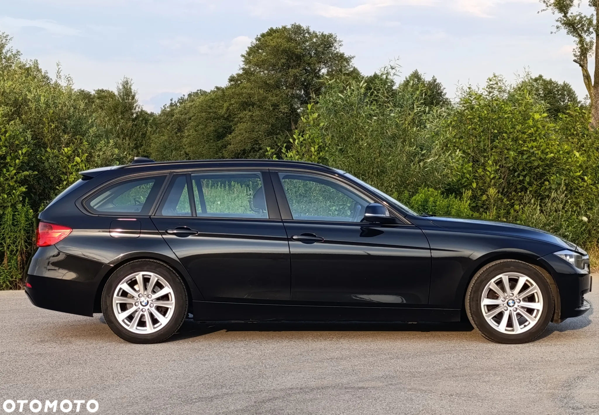 BMW Seria 3 320d Touring Efficient Dynamics Edition - 5
