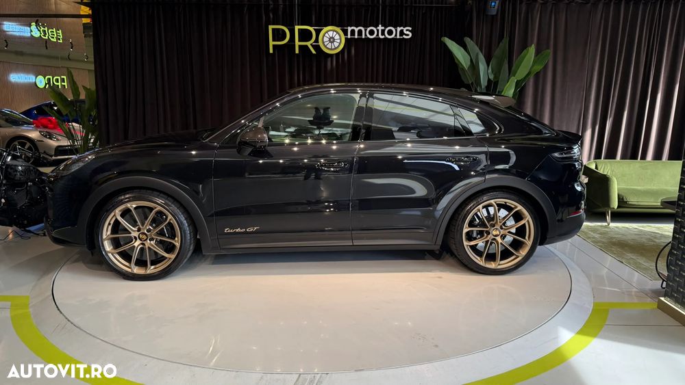 Porsche Cayenne Coupe - 12