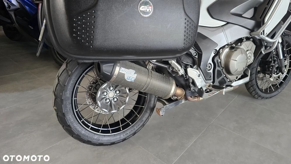 Honda VFR - 24