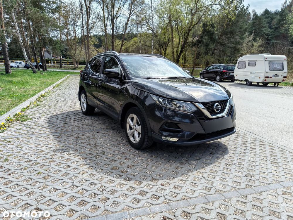Nissan Qashqai - 2