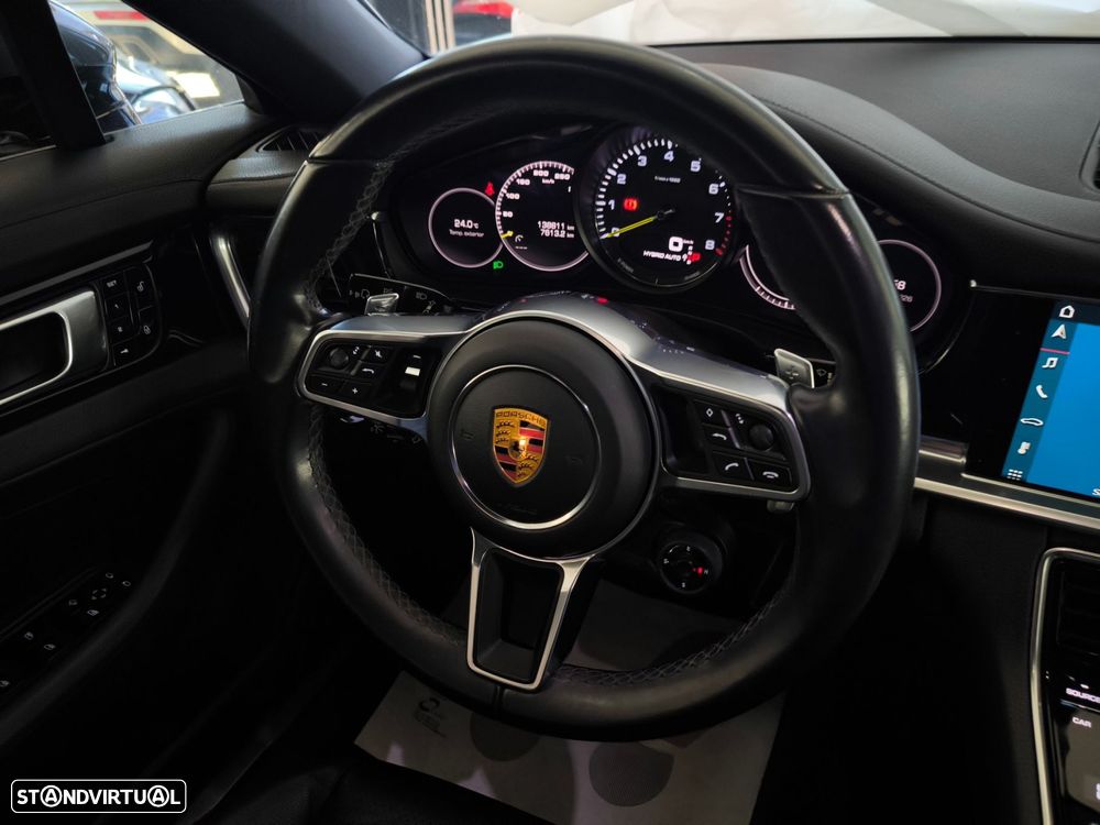 Porsche Panamera - 19