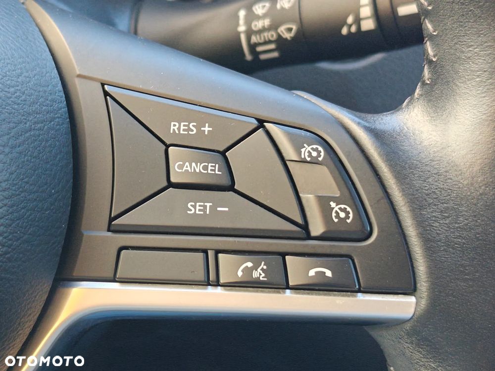 Nissan Qashqai 1.6 DIG-T Tekna - 9