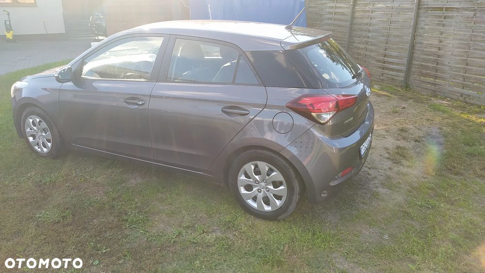 Hyundai i20 - 3