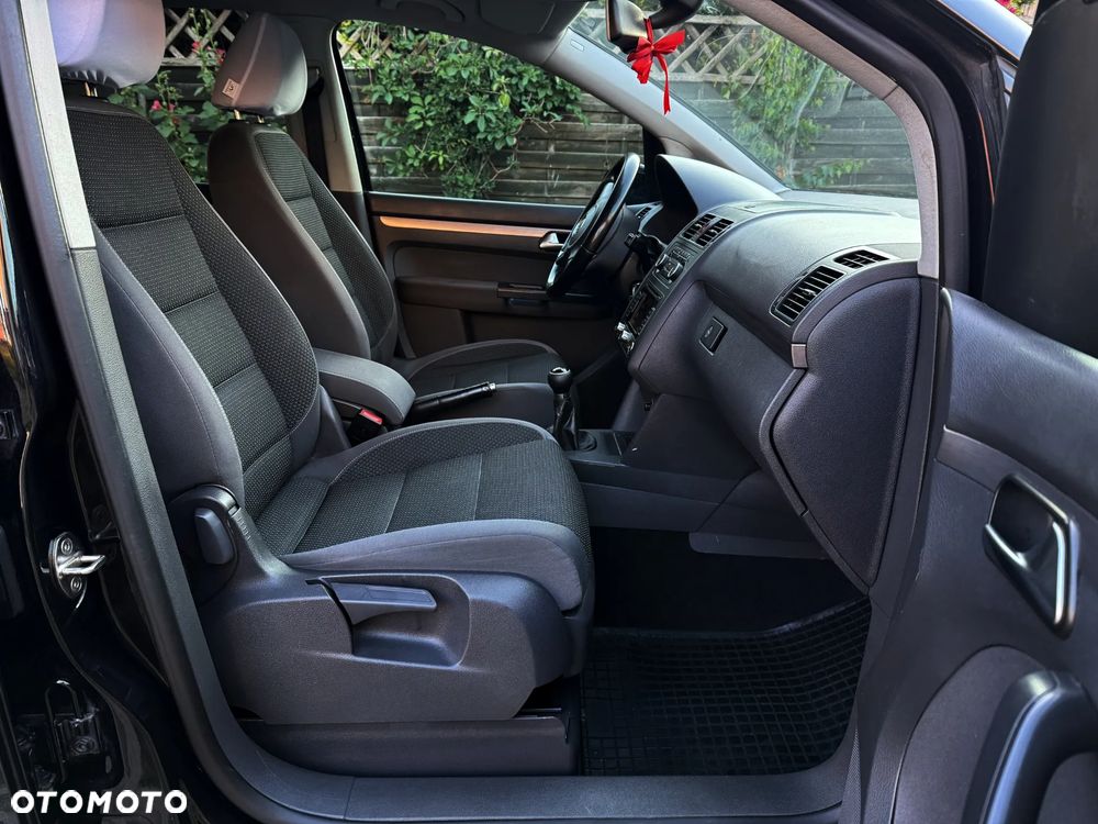 Volkswagen Touran 1.6 TDI DPF Highline - 5