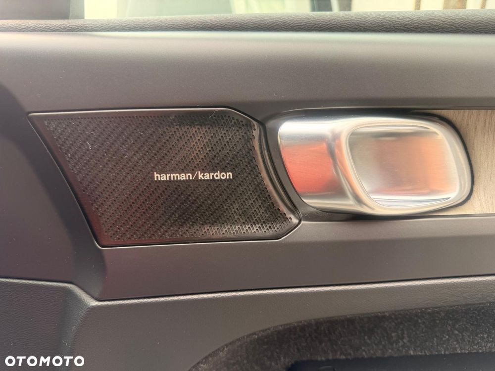 Volvo XC 40 T4 Inscription - 4
