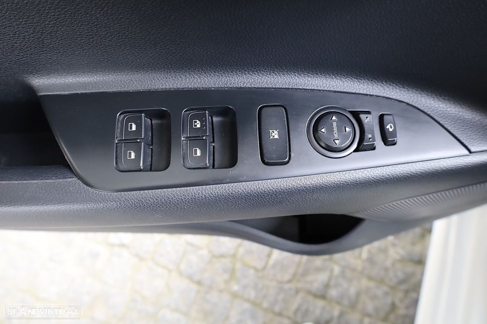 Kia Rio 1.0 T-GDi Wave - 32