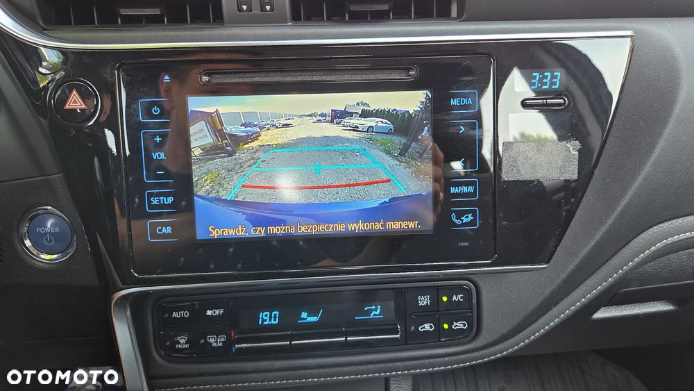 Toyota Auris Hybrid 135 Comfort - 19