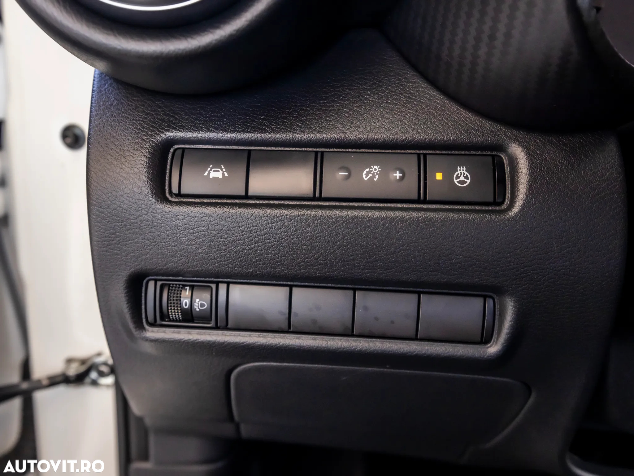 Nissan Juke Hybrid N-Connecta - 19