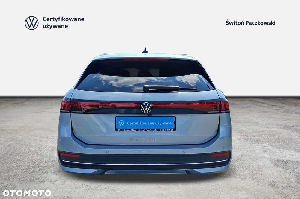 Volkswagen Passat - 4