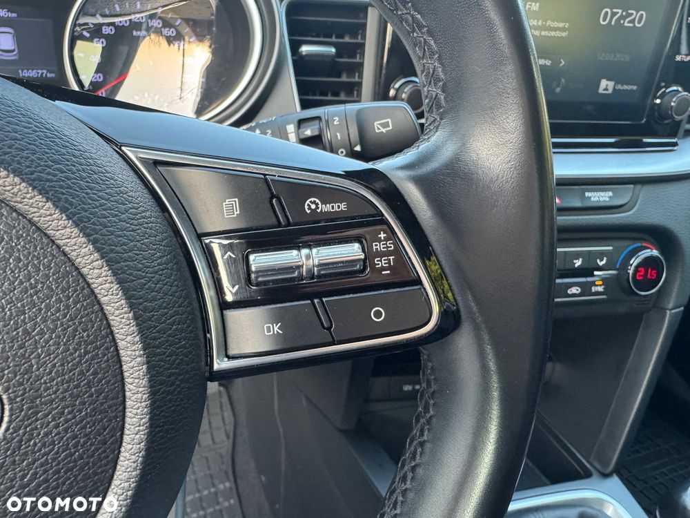 Kia Ceed 1.6 CRDi mHEV M - 38