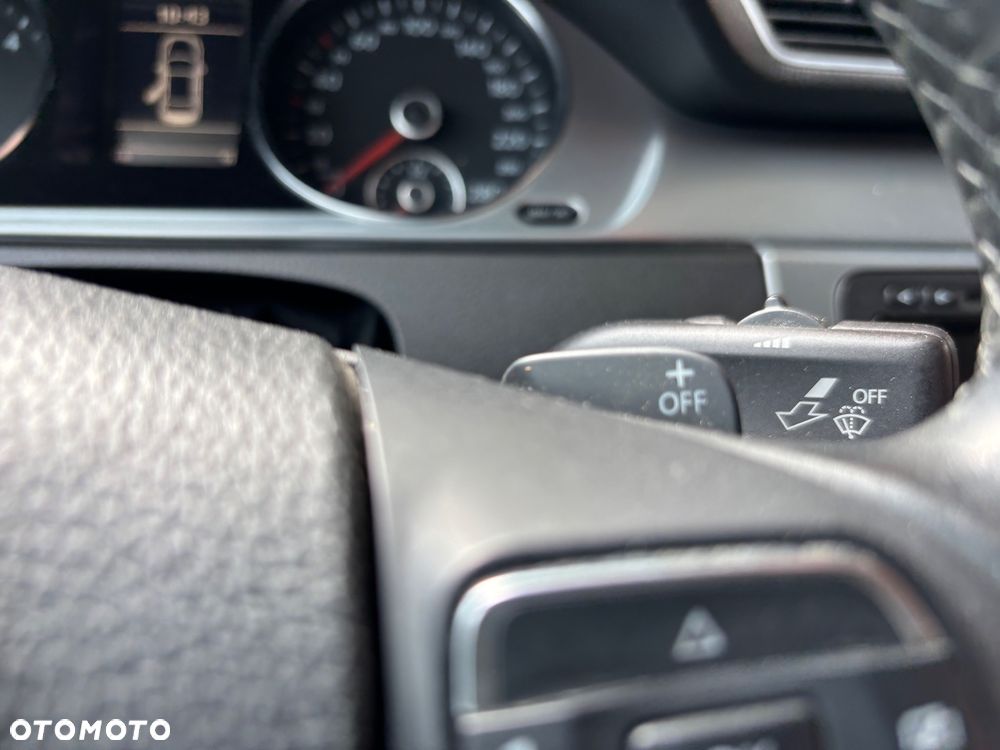 Volkswagen CC 2.0 TDI BlueMotion Technology DSG - 16
