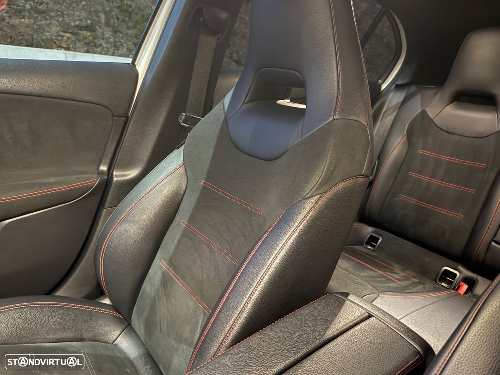 Mercedes-Benz A 200 AMG Line Aut. - 30