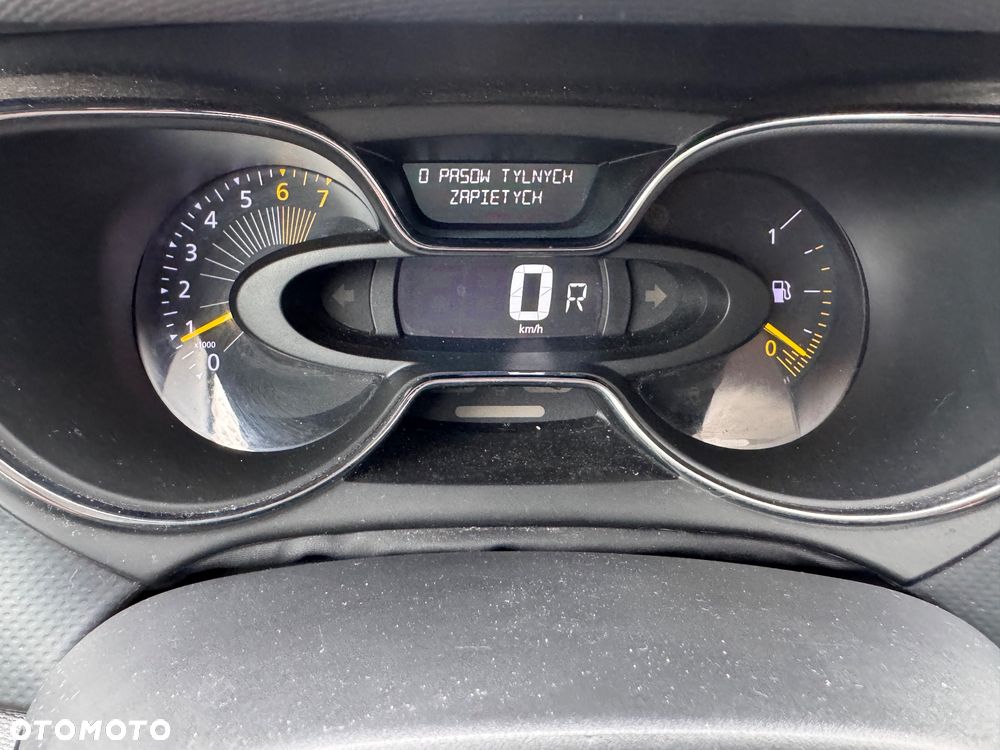 Renault Captur TCe 120 EDC Helly Hansen - 11