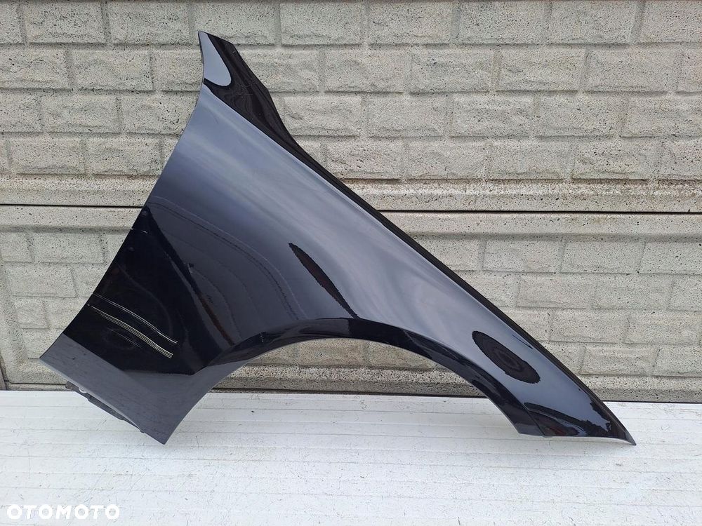 MERCEDES W223 W 223 S KLASA BŁOTNIK PRZEDNI PRAWY - 1