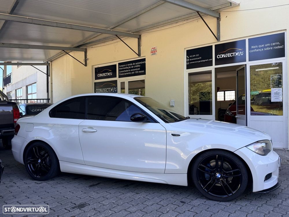 BMW 120 d Aut. Limited Edition Lifestyle c/ M Sport Pack - 7