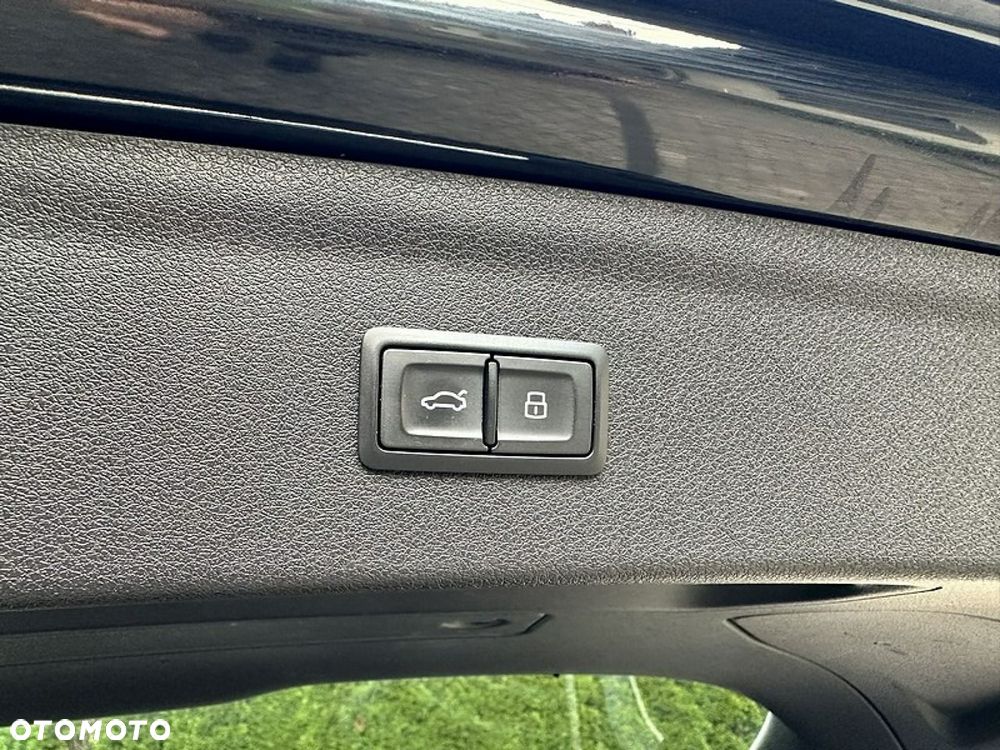 Audi Q3 - 18