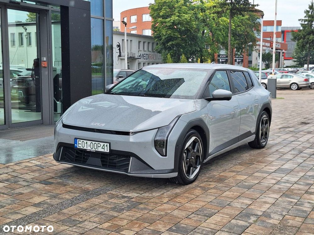 Kia EV4 - 5