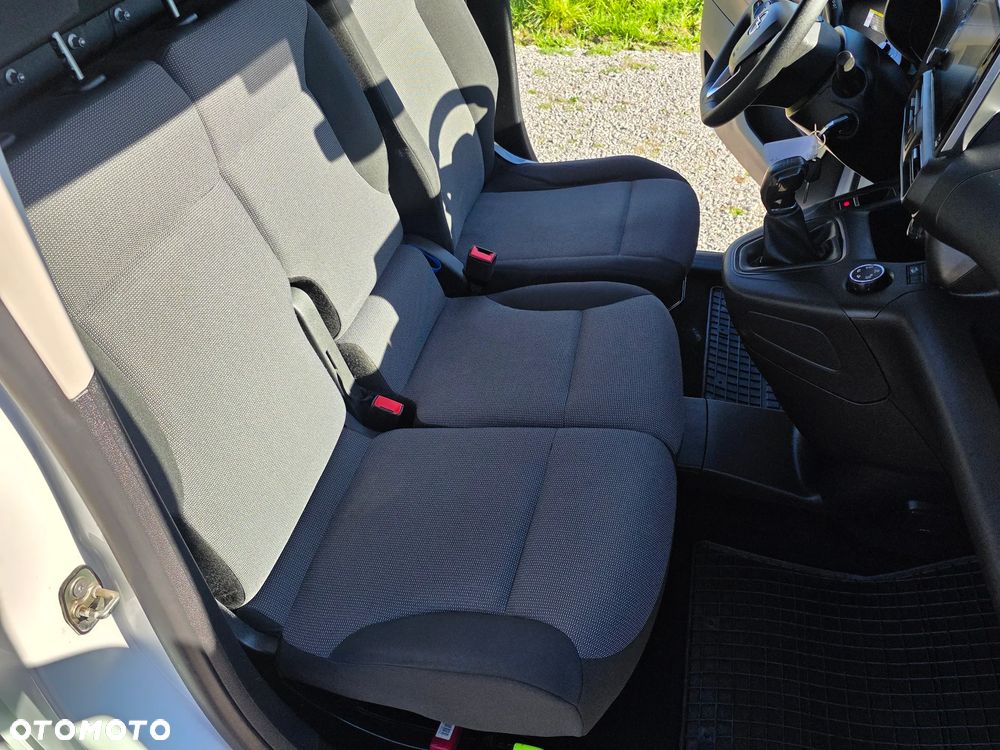 Opel Combo XL IntelliGrip - 17