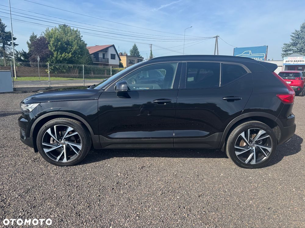 Volvo XC 40 D4 AWD R-Design - 6