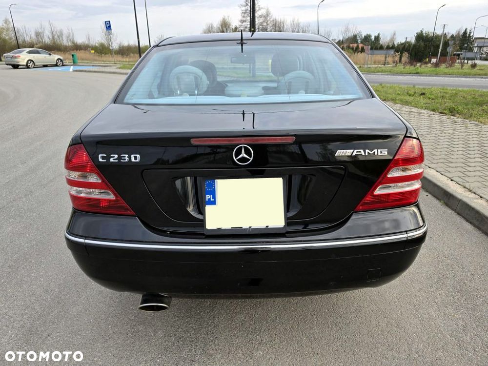 Mercedes-Benz Klasa C 230 7G-TRONIC Avantgarde Sport Edition + - 30