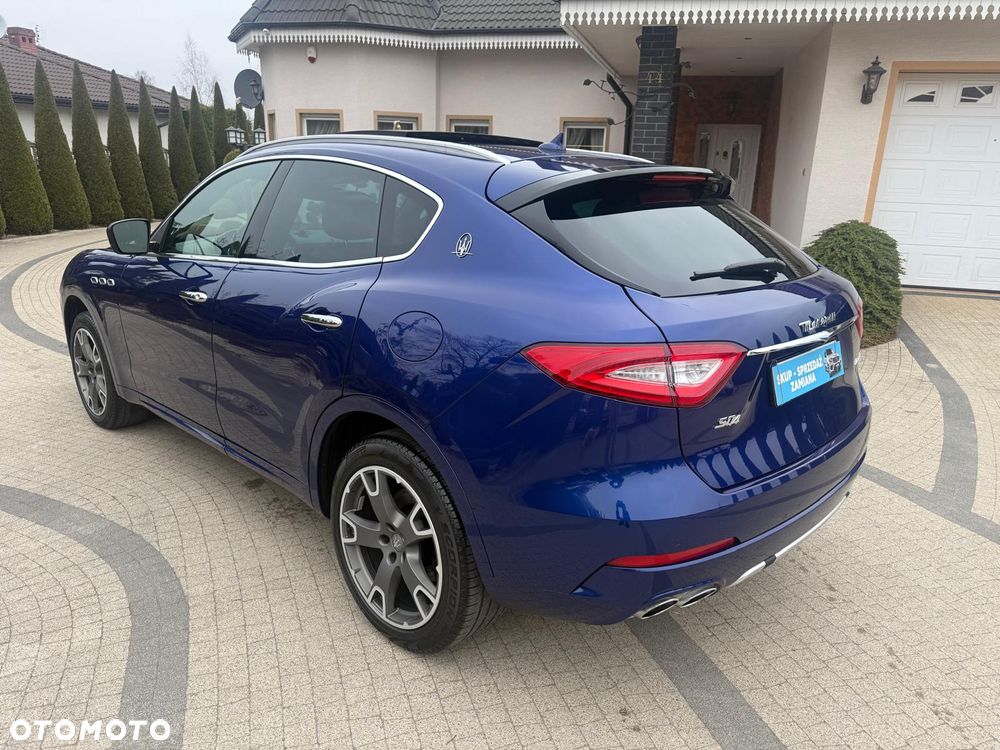 Maserati Levante S Q4 - 32