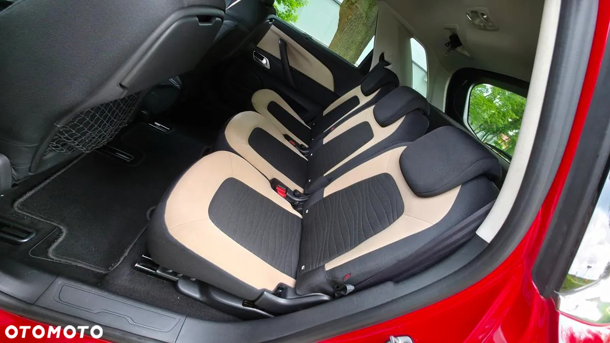 Citroën C4 Picasso - 26