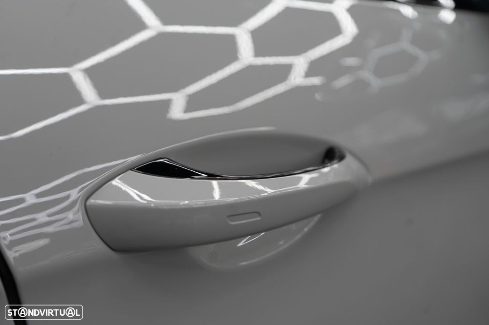 Porsche Panamera 4 E-Hybrid - 20