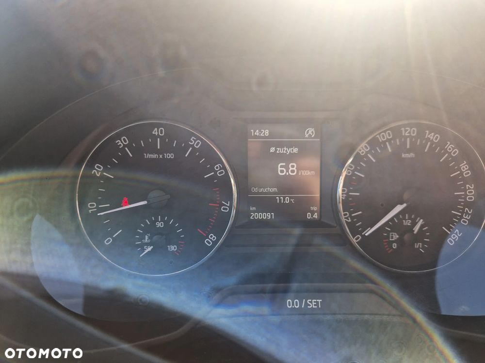 Skoda Octavia 1.4 TSI Ambition - 11