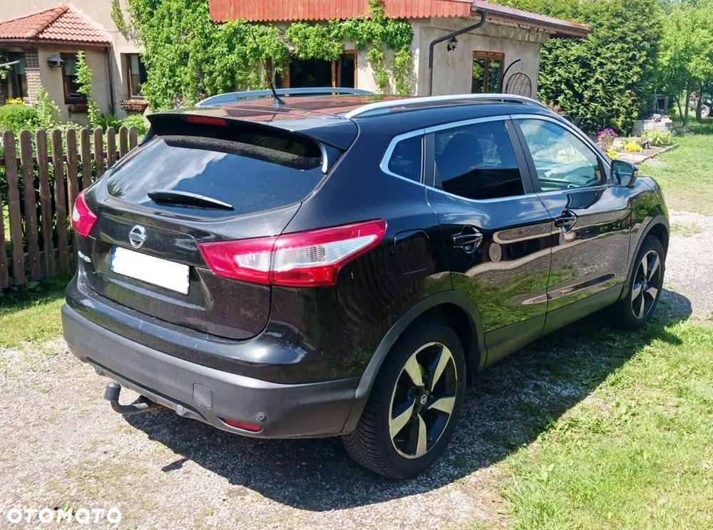 Nissan Qashqai 1.6 DCi Xtronic ACENTA - 4