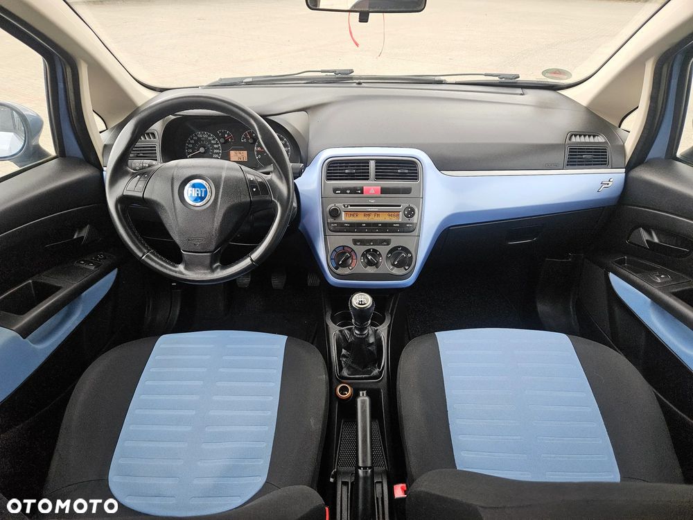 Fiat Grande Punto - 13