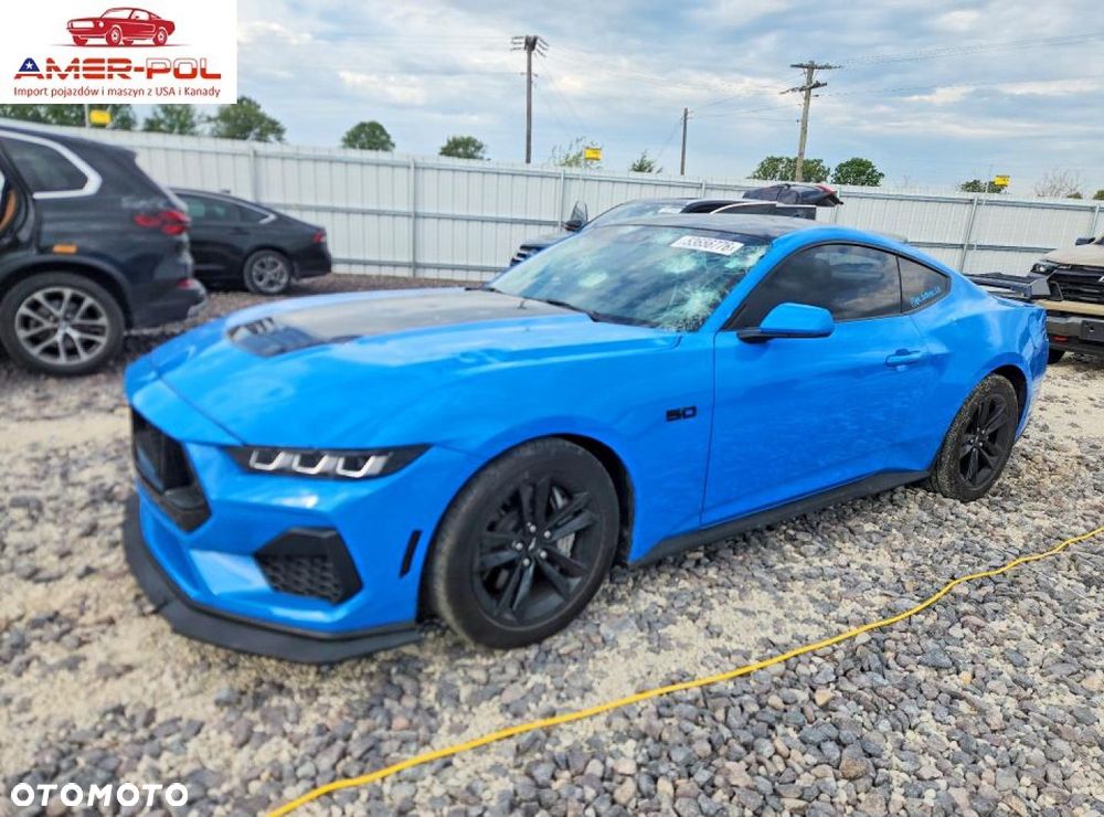 Ford Mustang - 1