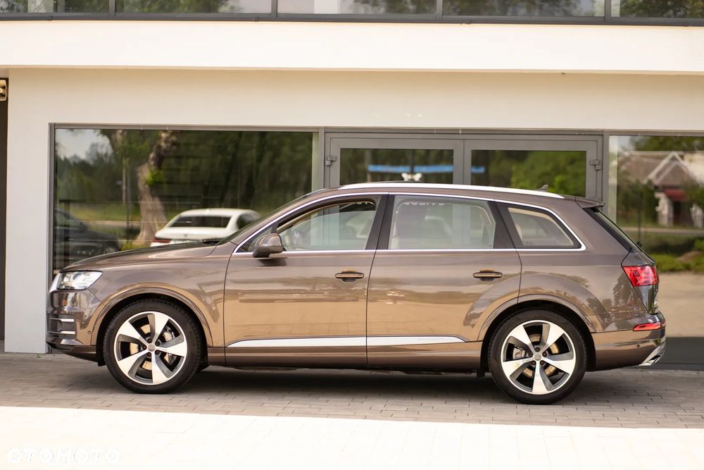 Audi Q7 - 16