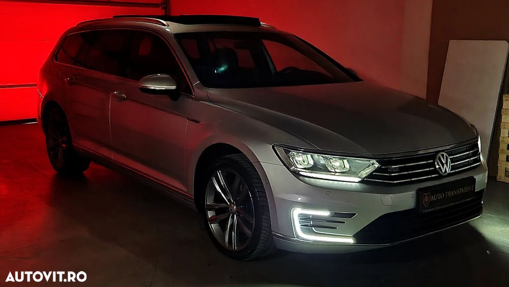 Volkswagen Passat - 32