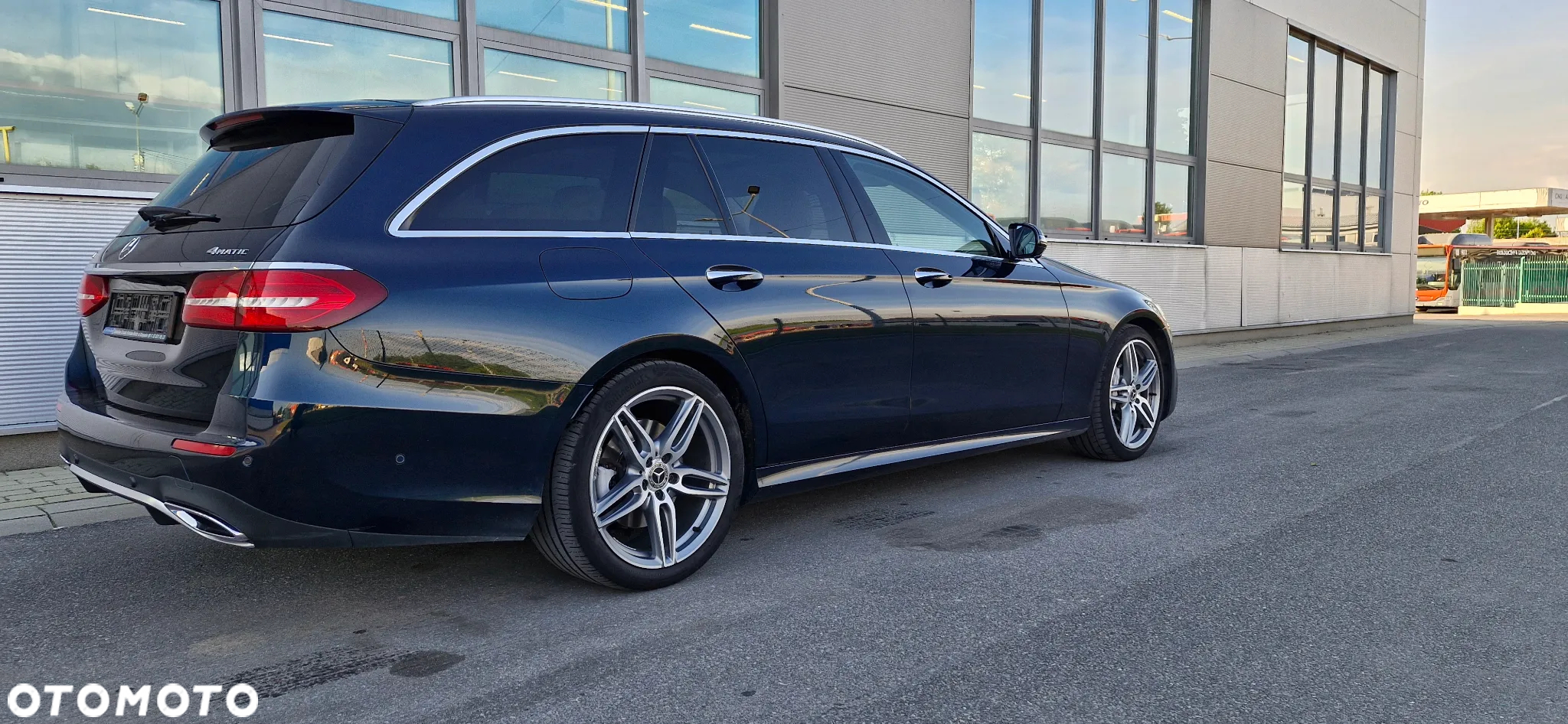Mercedes-Benz Klasa E 350 BlueTEC 4-Matic Avantgarde - 11