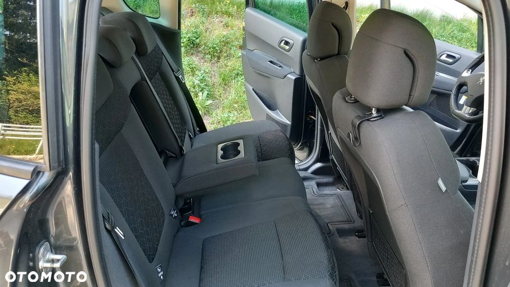 Peugeot 3008 BlueHDi 120 Stop & Start Business-Line - 31