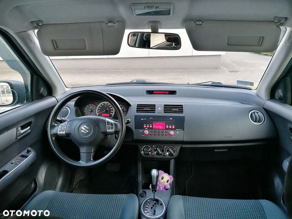 Suzuki Swift - 2