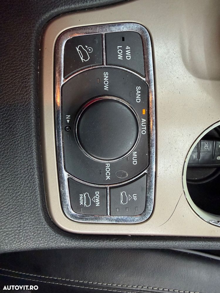 Jeep Grand Cherokee 3.0 TD AT Overland - 24