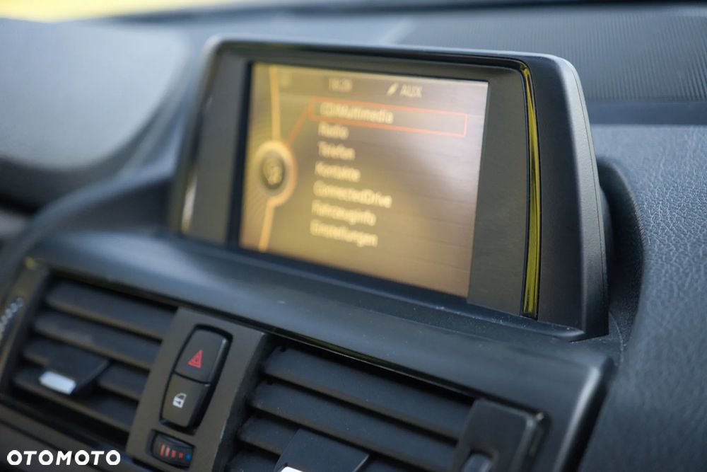 BMW Seria 1 116d EfficientDynamics Edition - 13