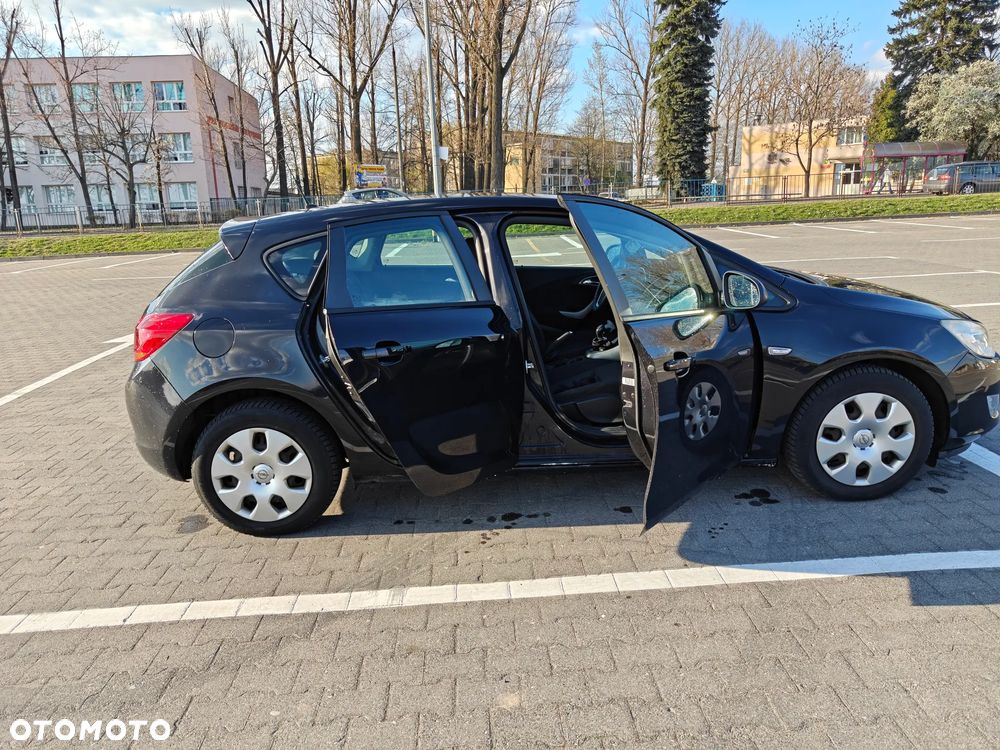 Opel Astra 1.3 CDTI DPF EcoFLEX Start/Stop Active - 11