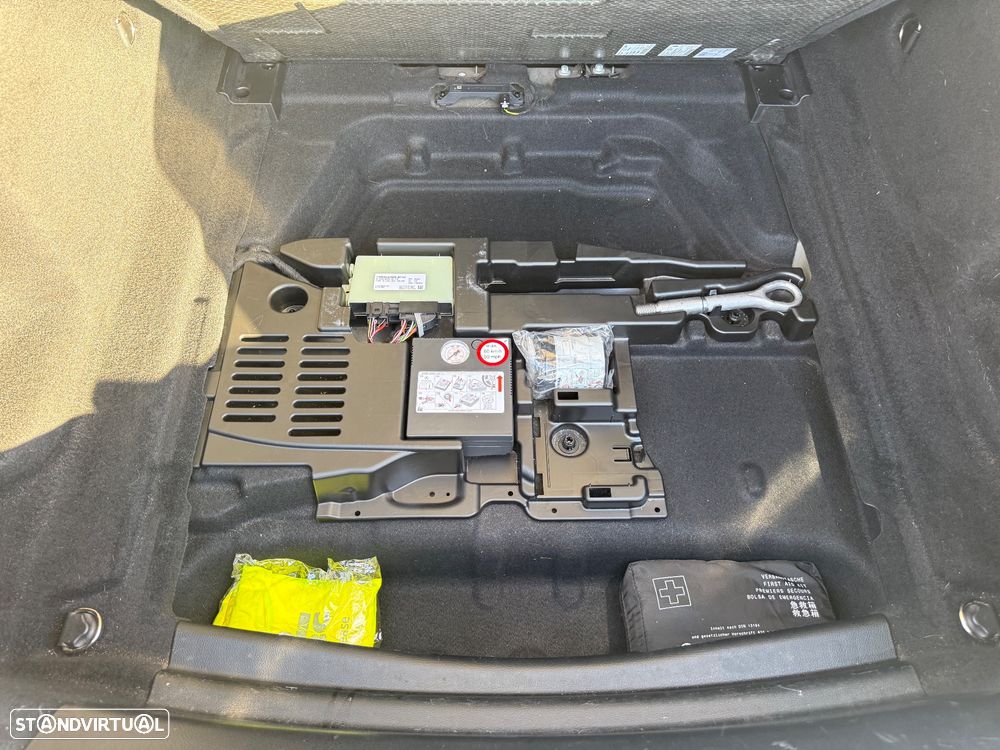 Mercedes-Benz CLA 180 d Shooting Brake Progressive - 31