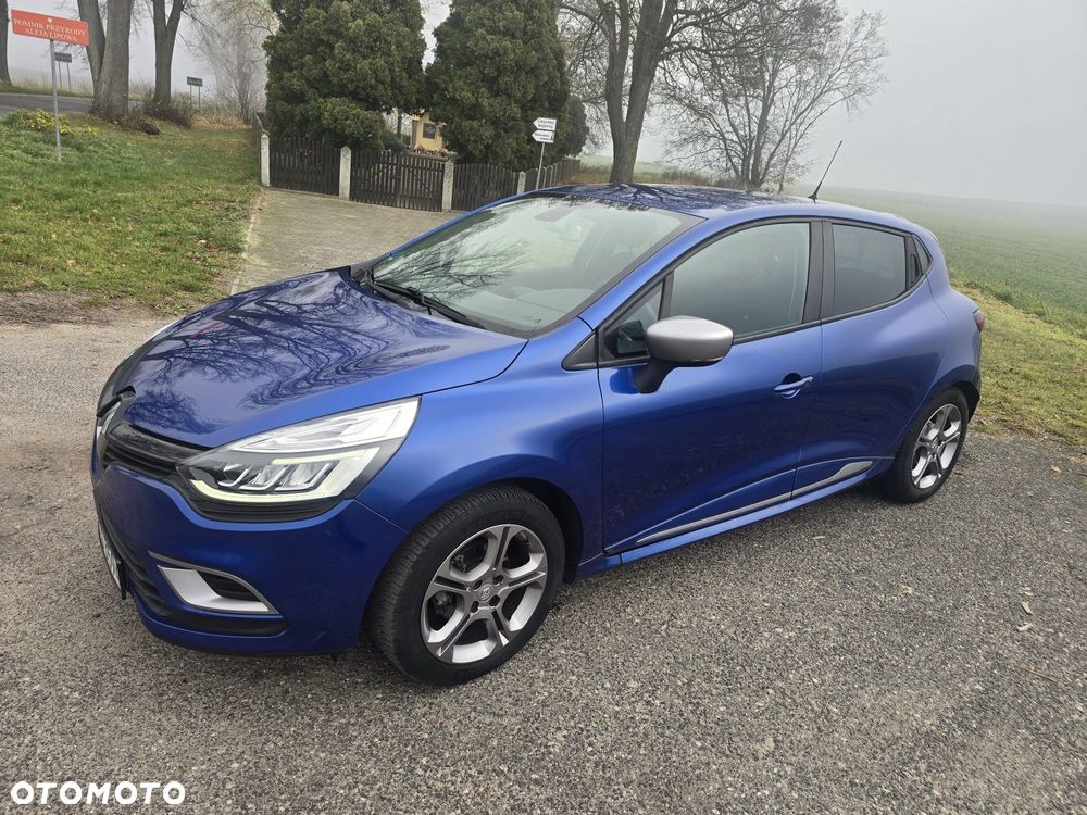 Renault Clio - 2