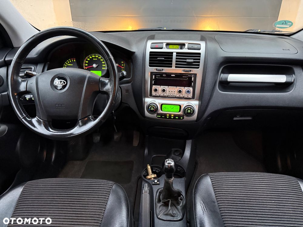 Kia Sportage - 16