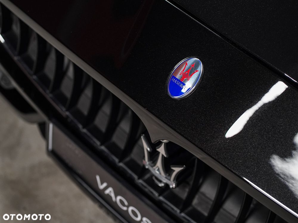 Maserati GranTurismo Sport - 11
