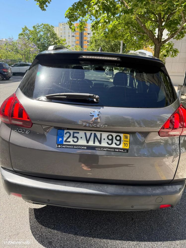 Peugeot 2008 1.2 PureTech Allure - 8