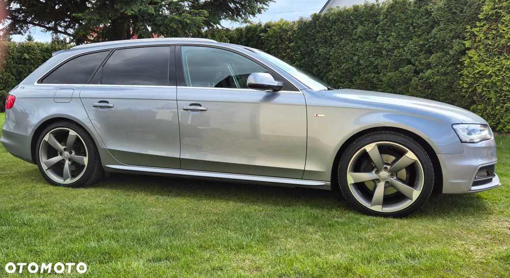 Audi A4 Avant - 4