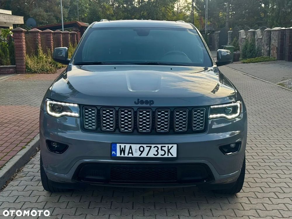 Jeep Grand Cherokee - 11