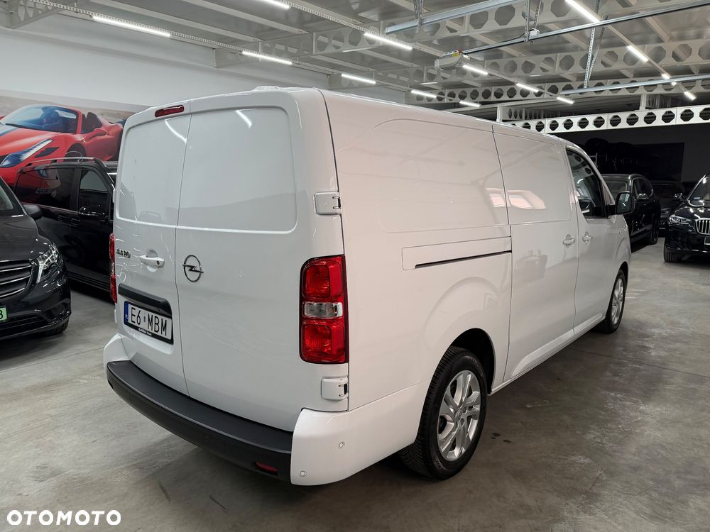 Opel Vivaro - 8