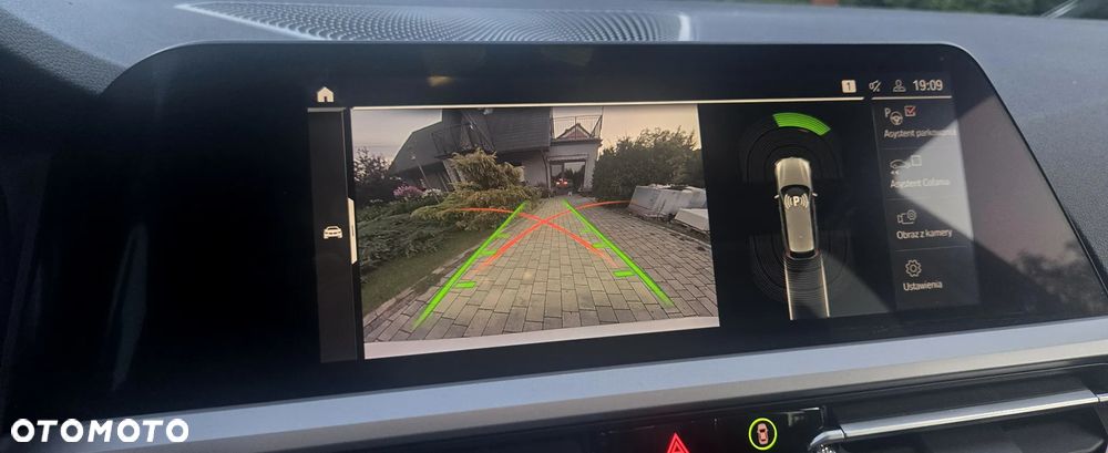 BMW Seria 3 320d M Sport - 24